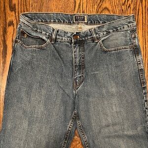 Izod Men's Relaxed Fit Denim Jeans